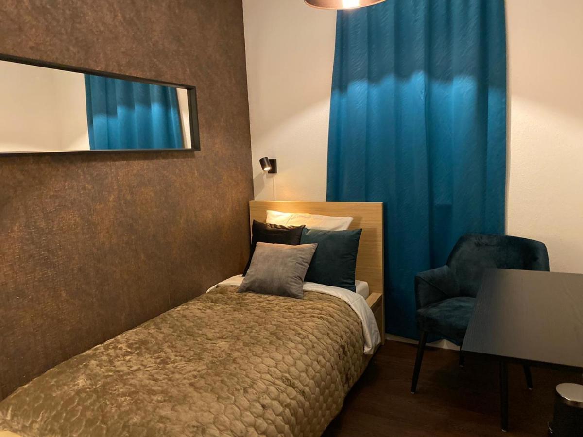 B&B By The C Vlissingen Bagian luar foto