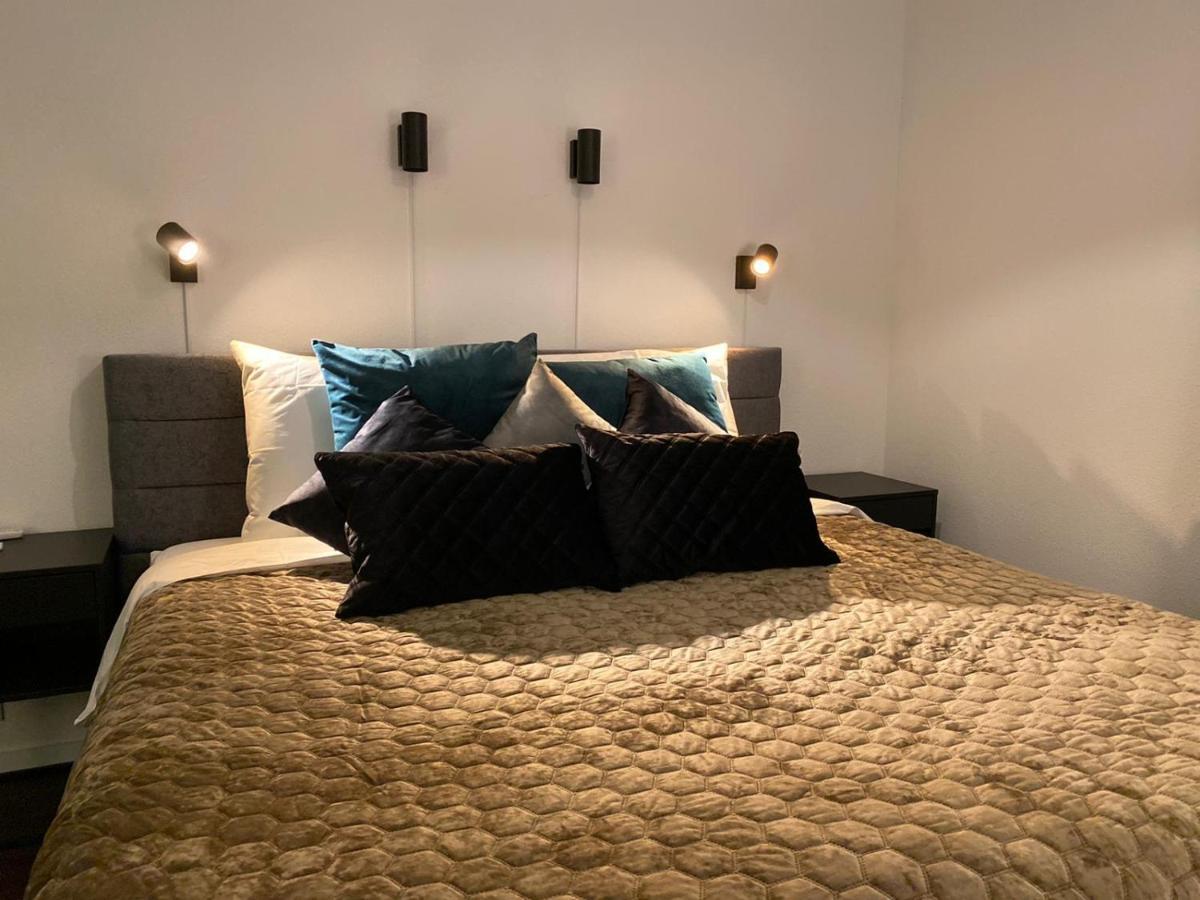 B&B By The C Vlissingen Bagian luar foto