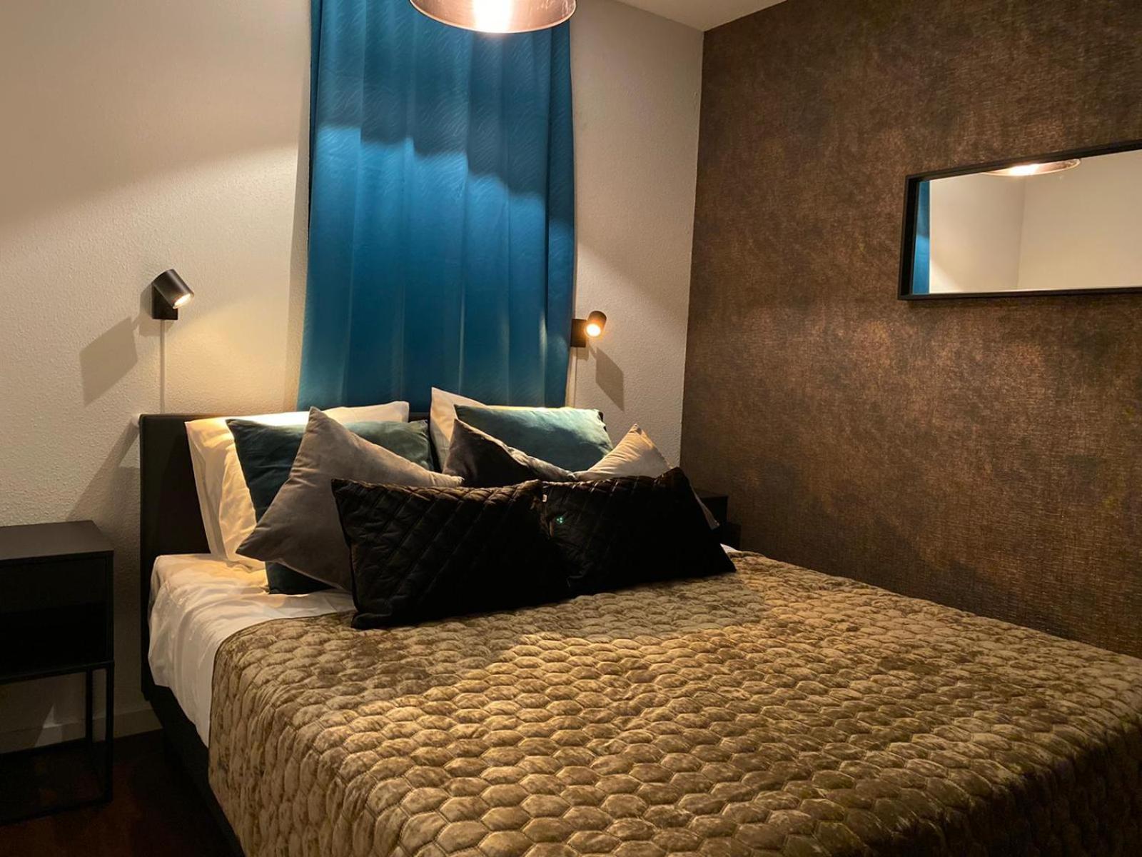 B&B By The C Vlissingen Bagian luar foto