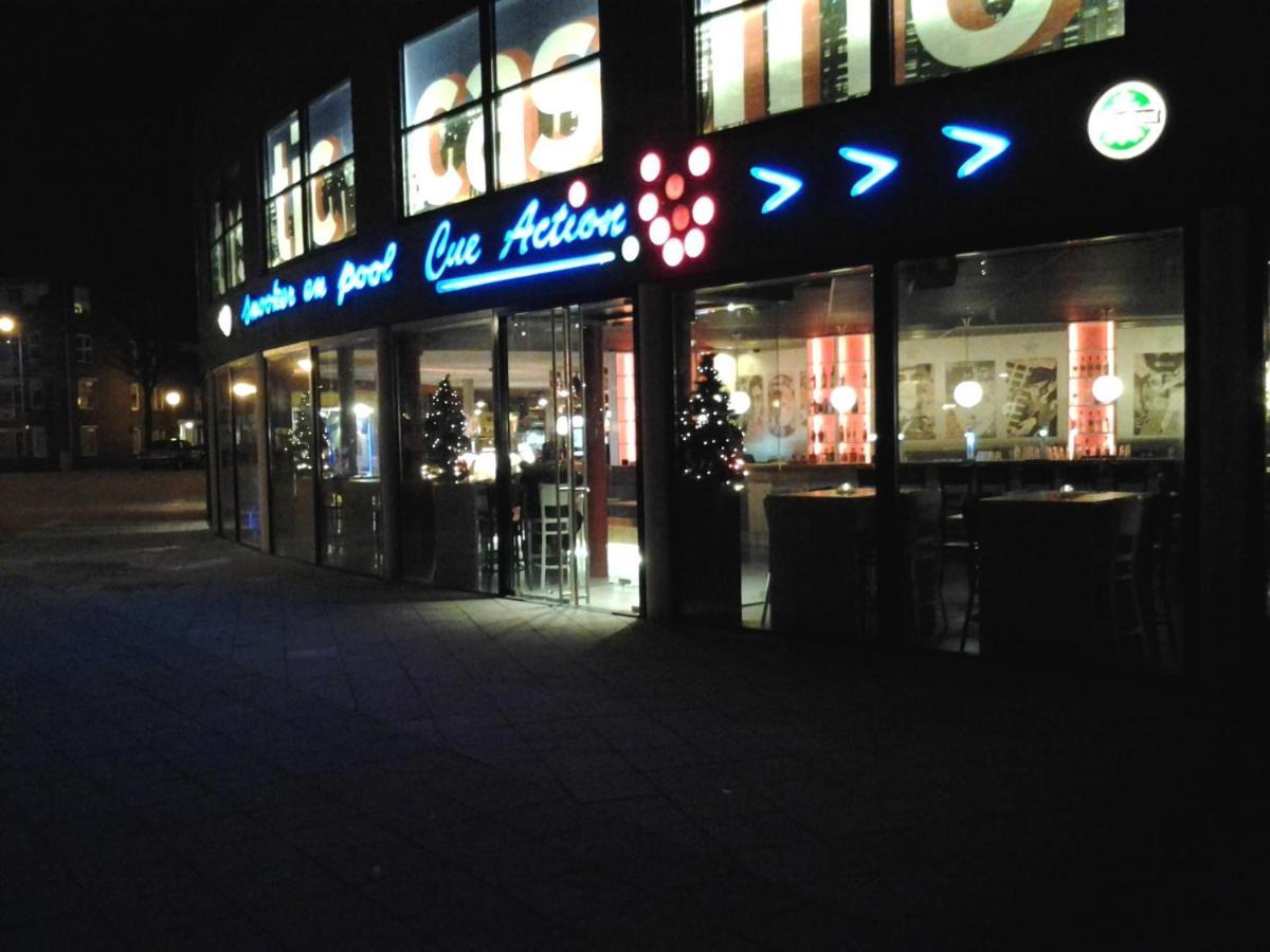B&B By The C Vlissingen Bagian luar foto